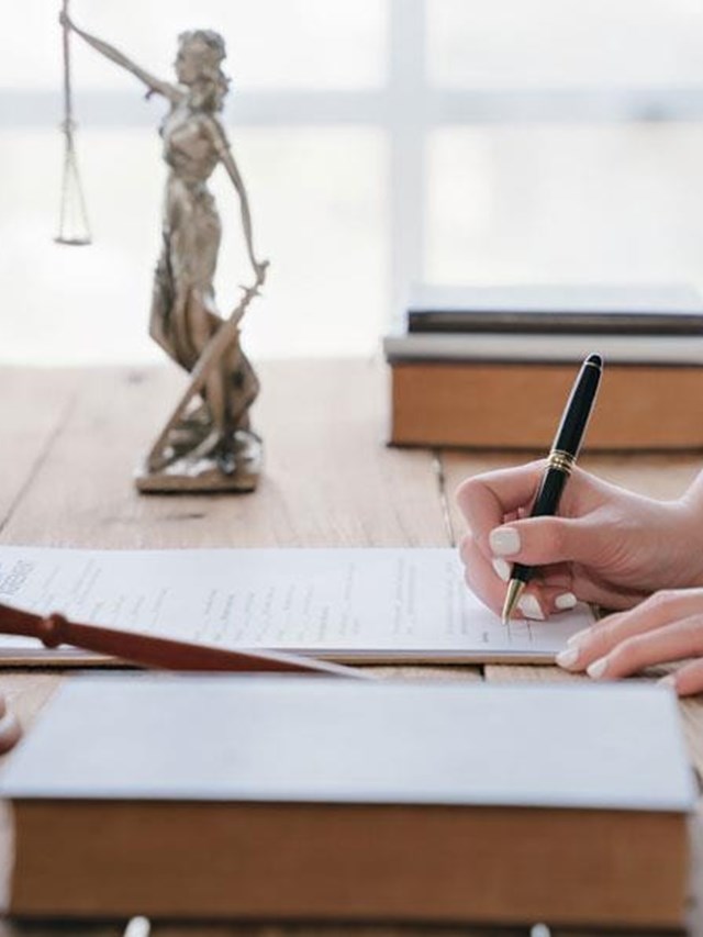 Despacho de abogados en Ribeira y Noia